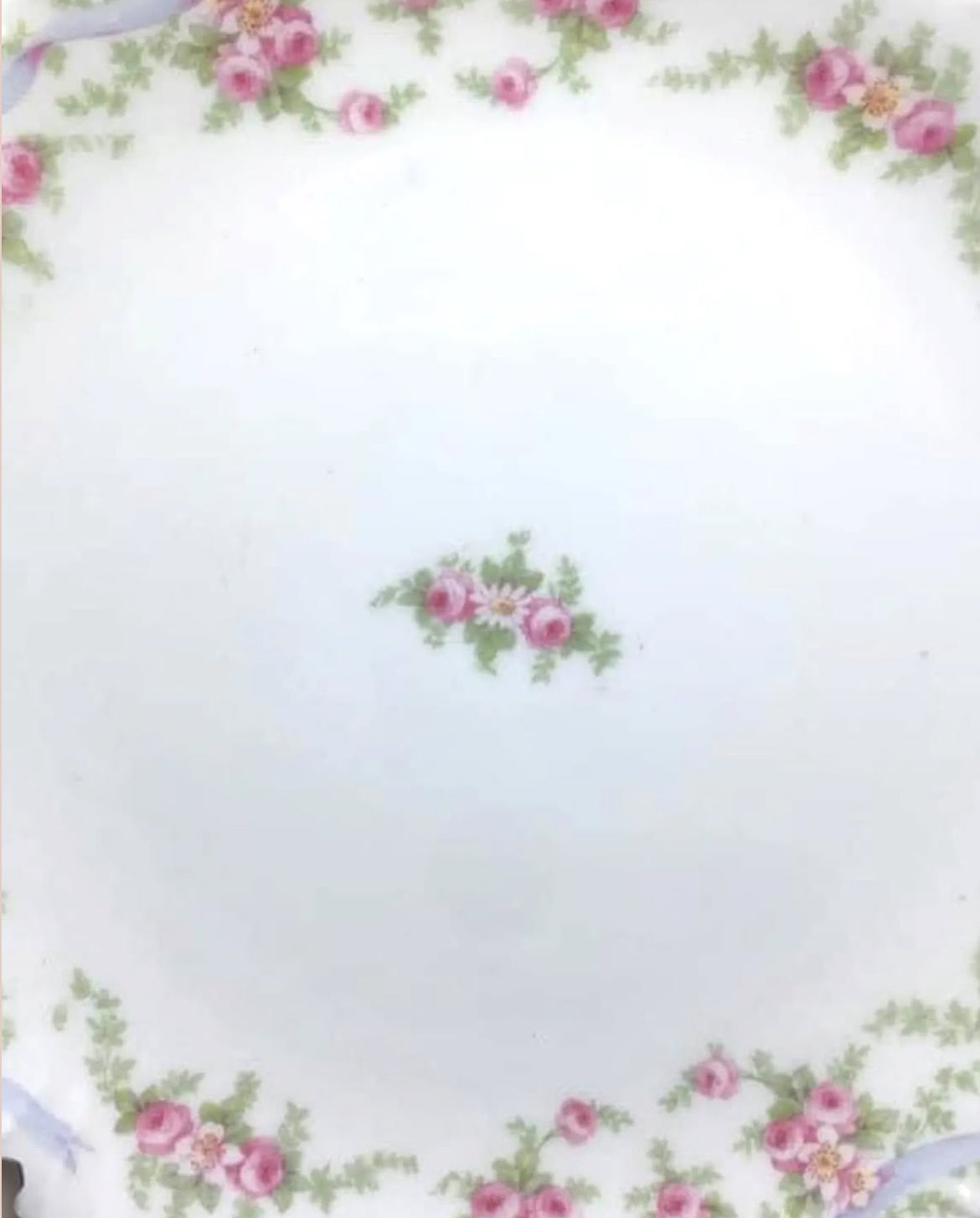 Limoges Plate: A Touch of French Elegance