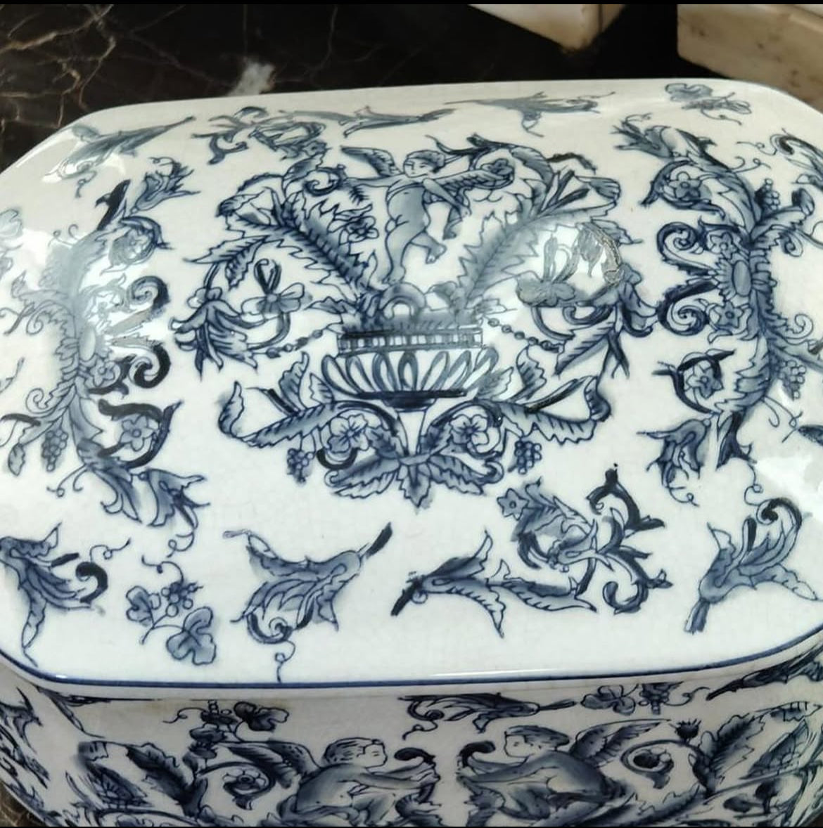 Bleu Blanc Crackle Porcelain Bonbonnière – Hand-Painted Cupid Design