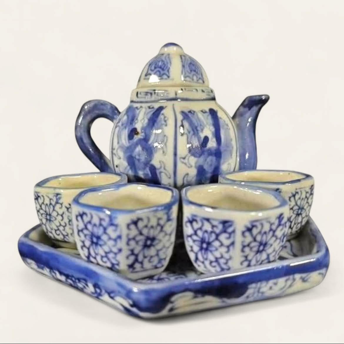 Bleu Blanc Mini Tea Set: Porcelain with Signature Floral Motif