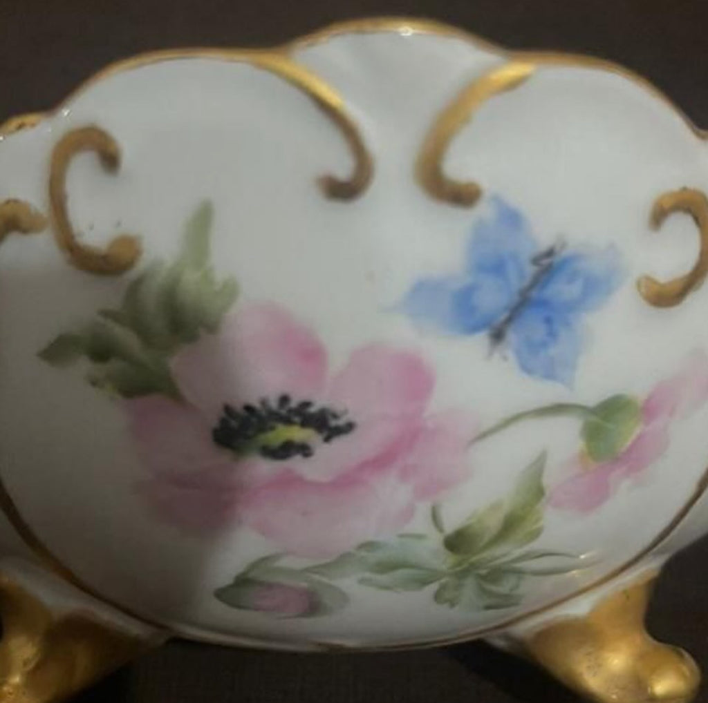 Hand-Painted Porcelain Jardinière – Multicolor Floral Design