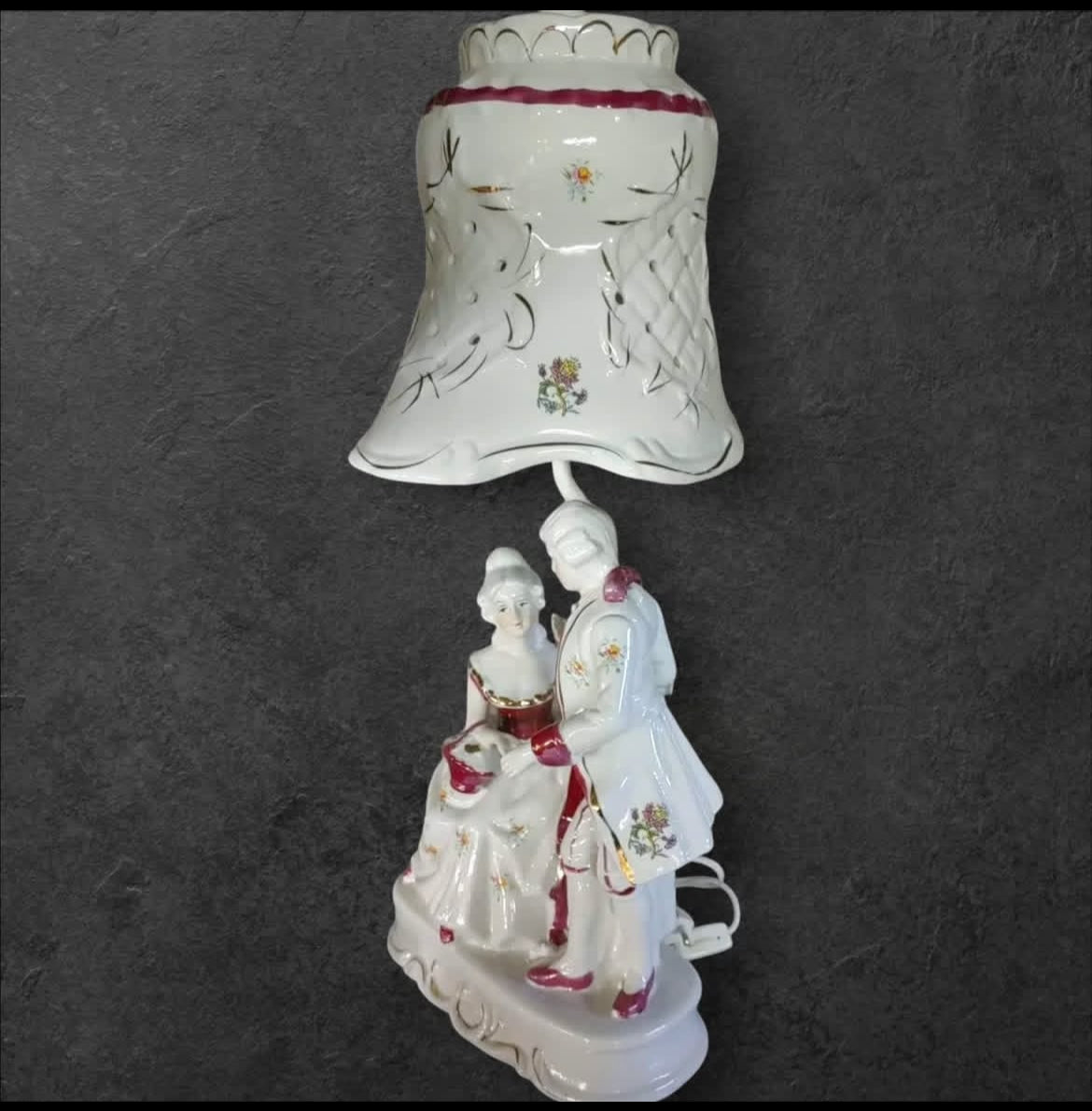 Romeo & Juliet: White & Burgundy Porcelain Lamp