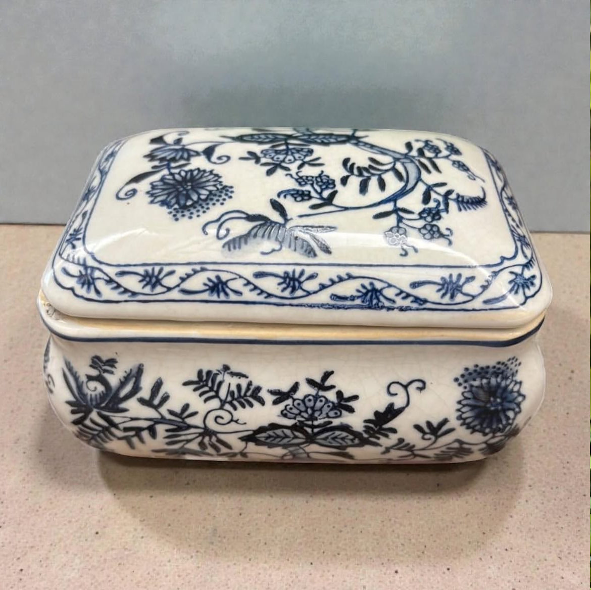 Blue Blanc Crackle-Glazed Porcelain Box with Floral Artwork