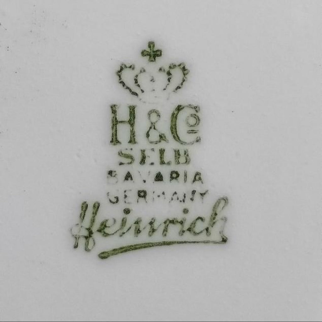 Bavarian Romeo & Juliet Plate: Gilded Bavarian Romance