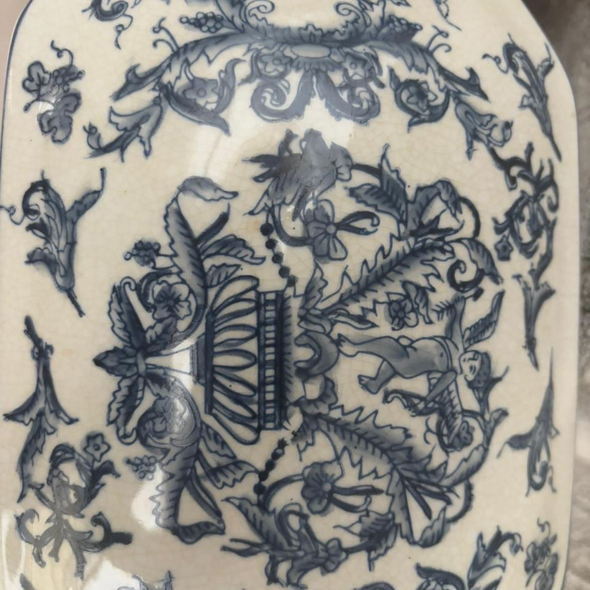 Bleu Blanc Crackle Porcelain Bonbonnière – Hand-Painted Cupid Design