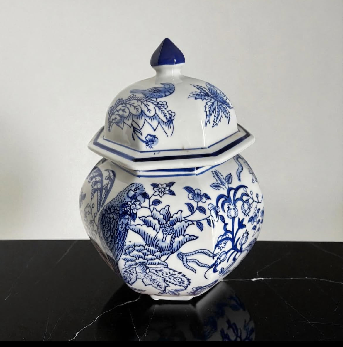 Bleu Blanc Hand-Painted Potiche with Parrot & Floral Motifs