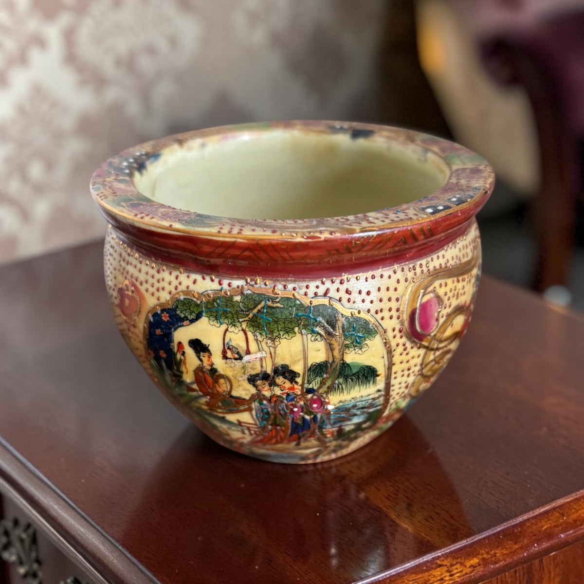 Small Chinoiserie Cachepot with Raised Figurine Design & Gold Accents