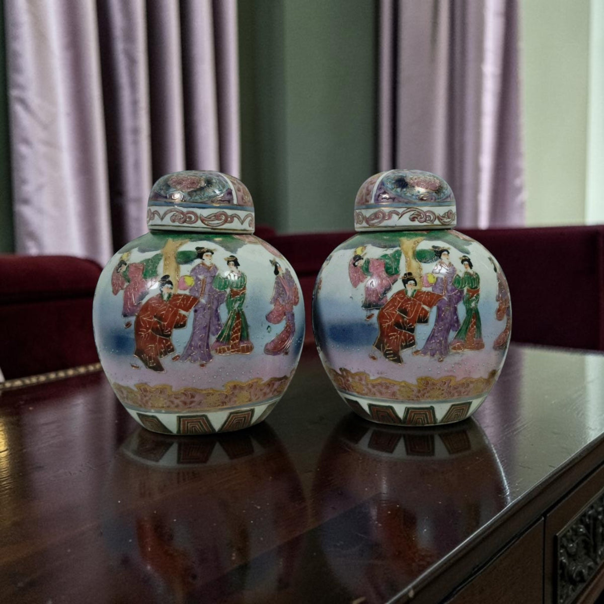 Hand-Painted Satsuma Porcelain Potiche with Gold Accents