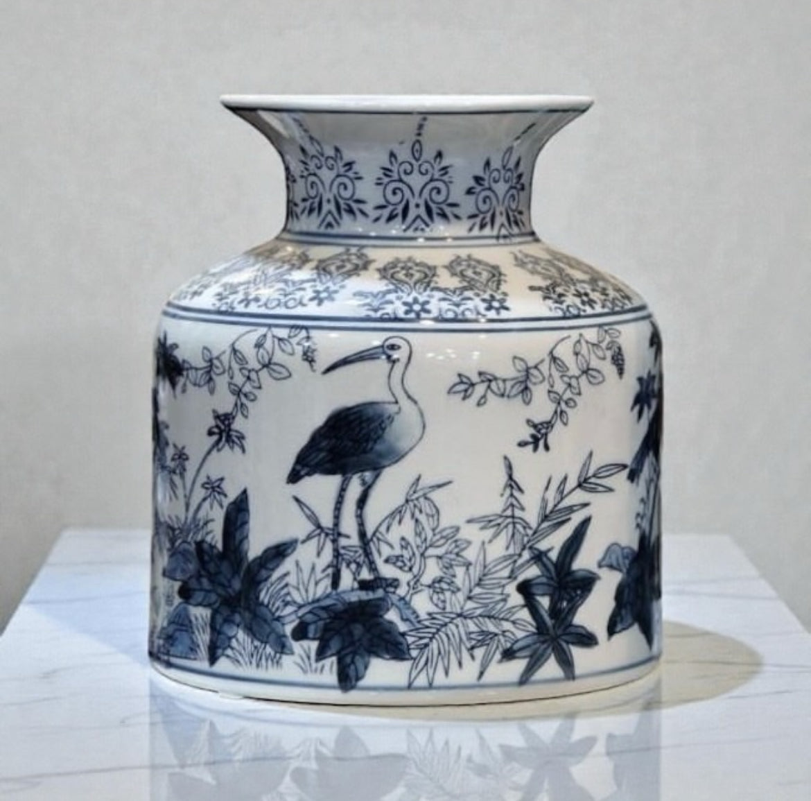 Bleu Blanc Porcelain Vase – Flamingo Design