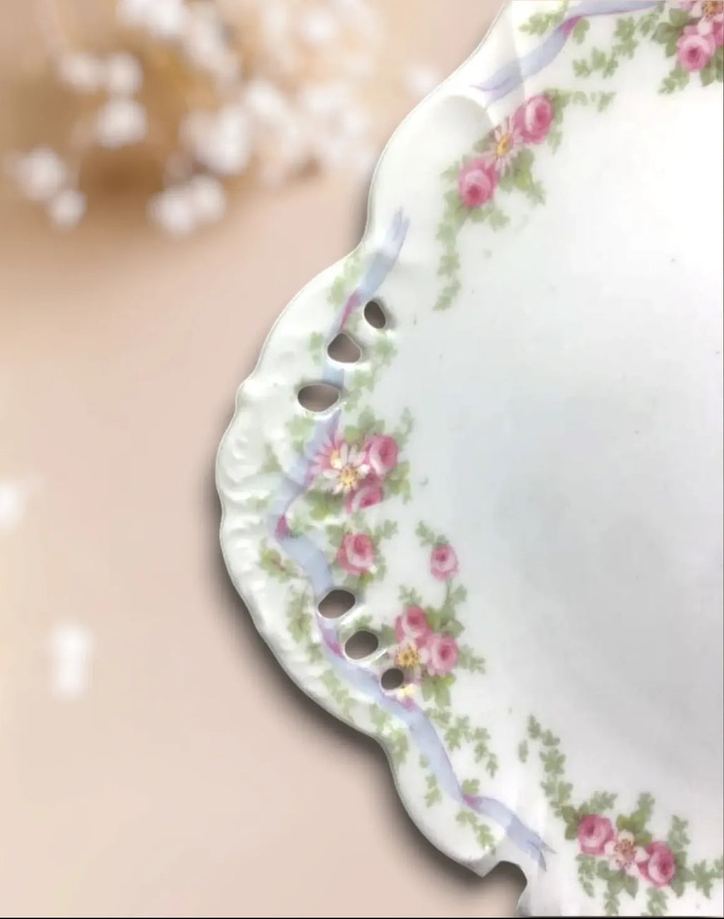 Limoges Plate: A Touch of French Elegance
