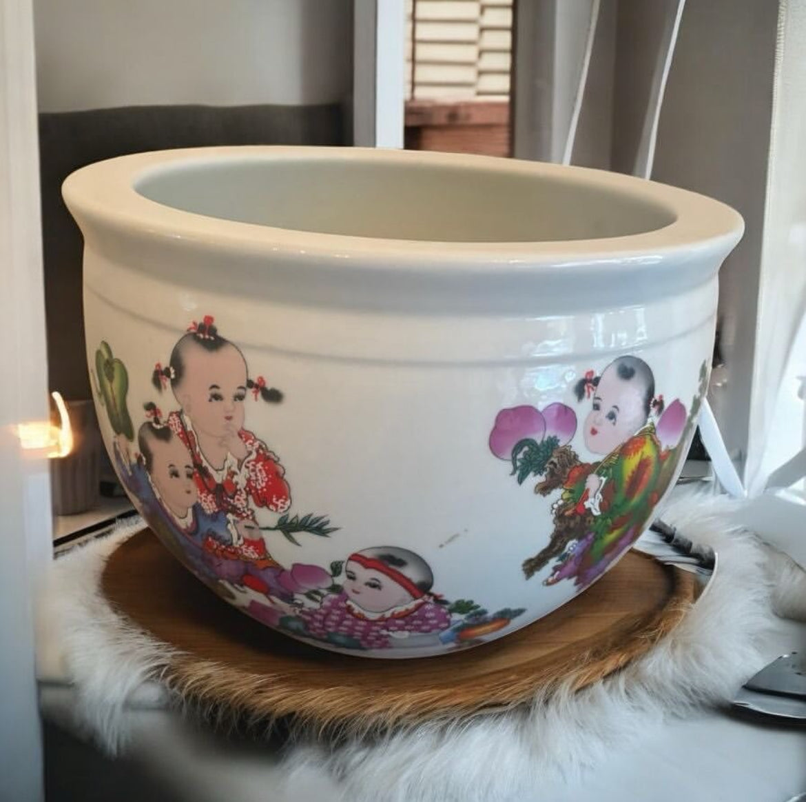Antique Canton Cachepot – Red Seal – Japanese Children Motif