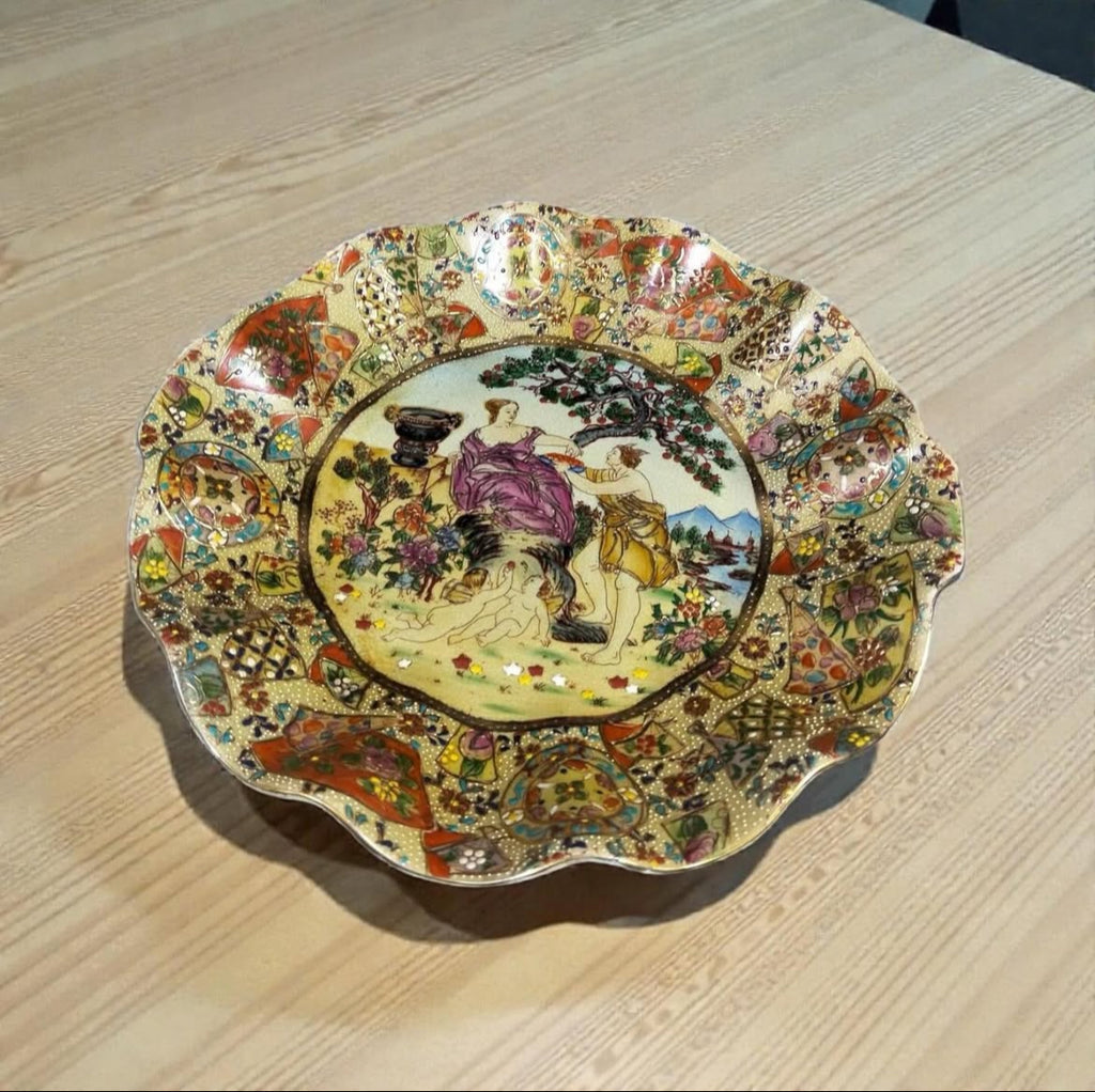 Chinoiserie Wall Plate with Raised Decoration – Satsuma Style