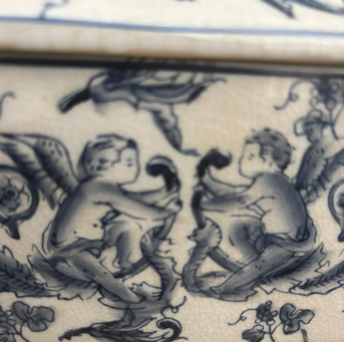Bleu Blanc Crackle Porcelain Bonbonnière – Hand-Painted Cupid Design