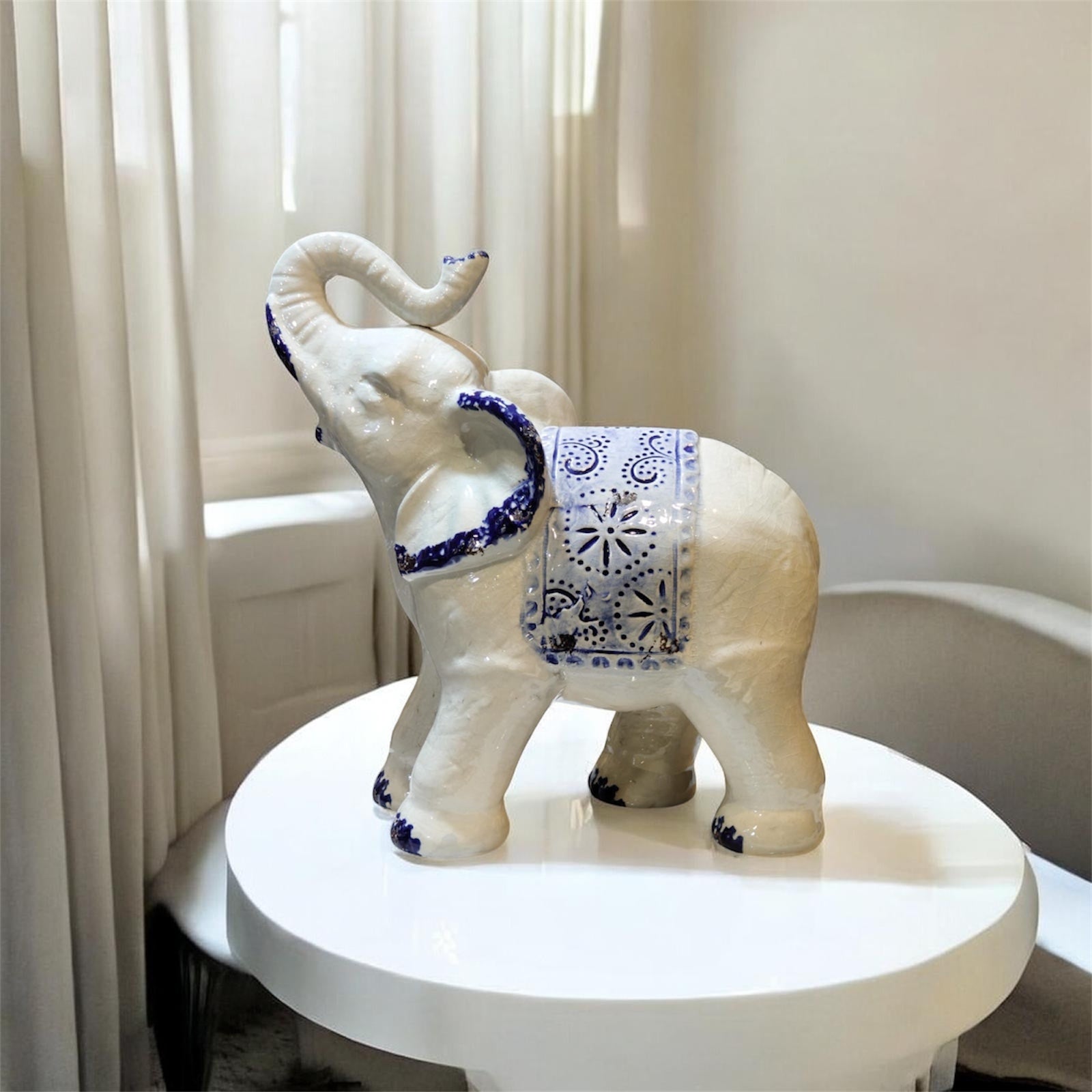 Large Bleu Blanc Porcelain Elephant