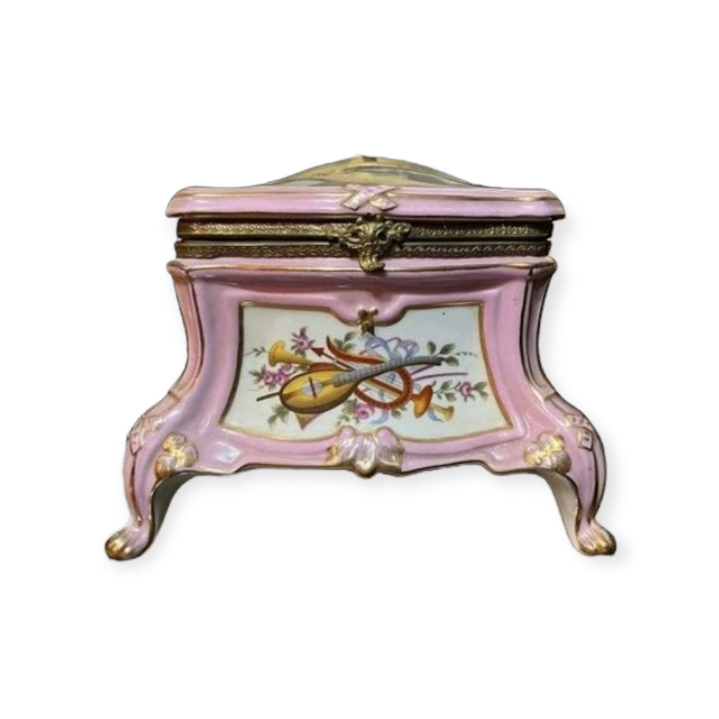 French Sevres Chateau Bonbonierę