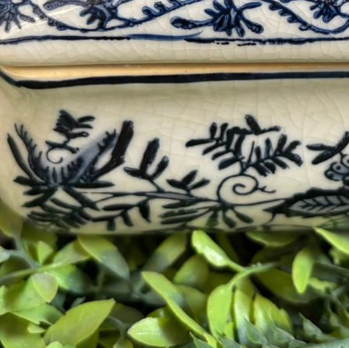 Blue Blanc Crackle-Glazed Porcelain Box with Floral Artwork