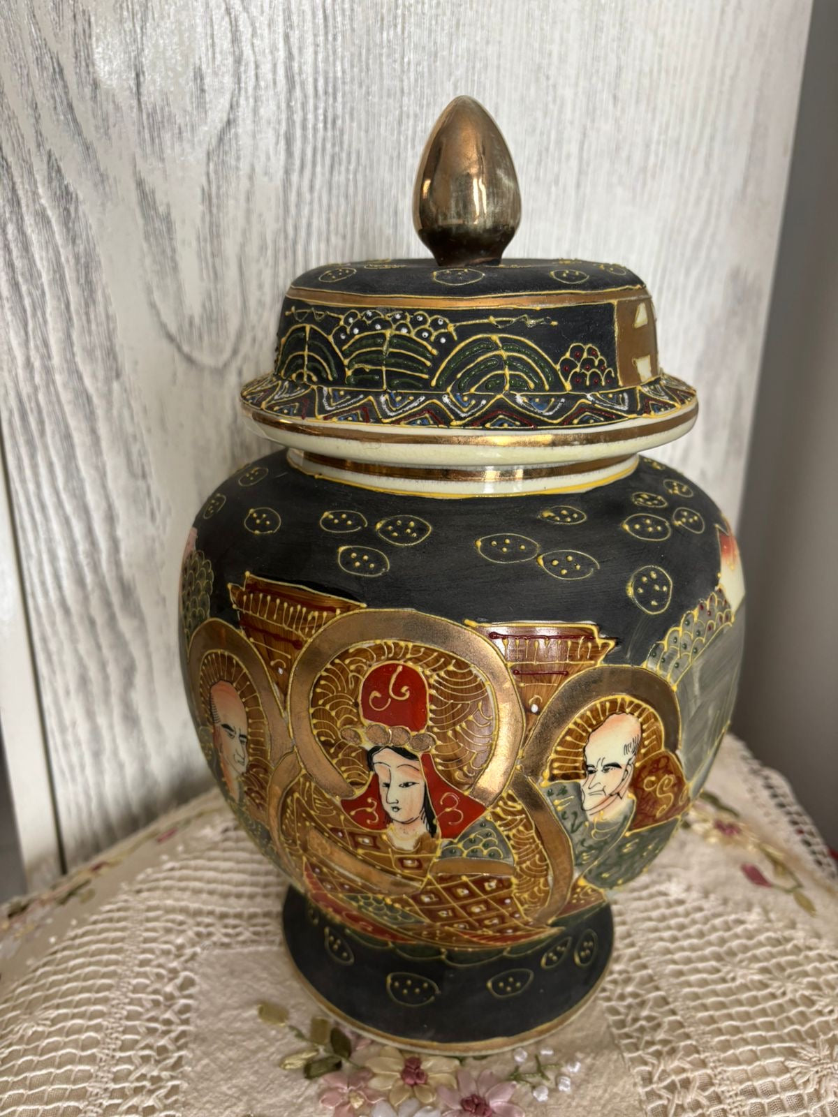 Rare Satsuma Porcelain Vase – Stamped – Raised Work with Gold Detailing