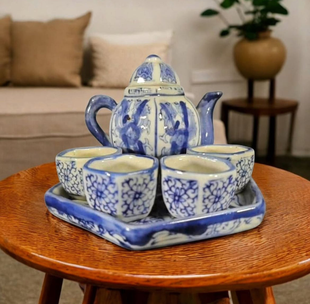Bleu Blanc Mini Tea Set: Porcelain with Signature Floral Motif