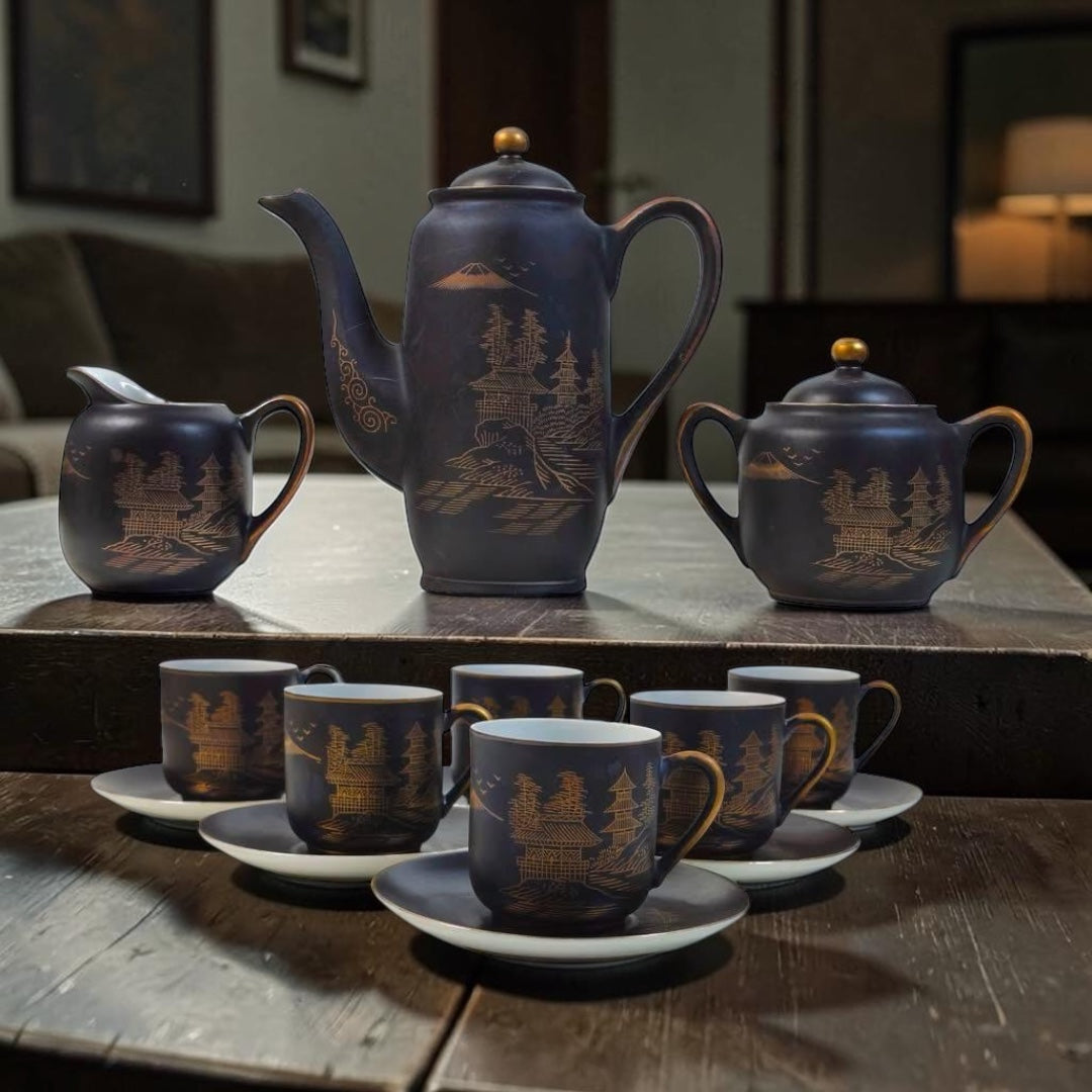 Japanese Chinoiserie Porcelain Coffee Set – Miniature & Gold Detailing – Queen Portrait – 15 Pieces