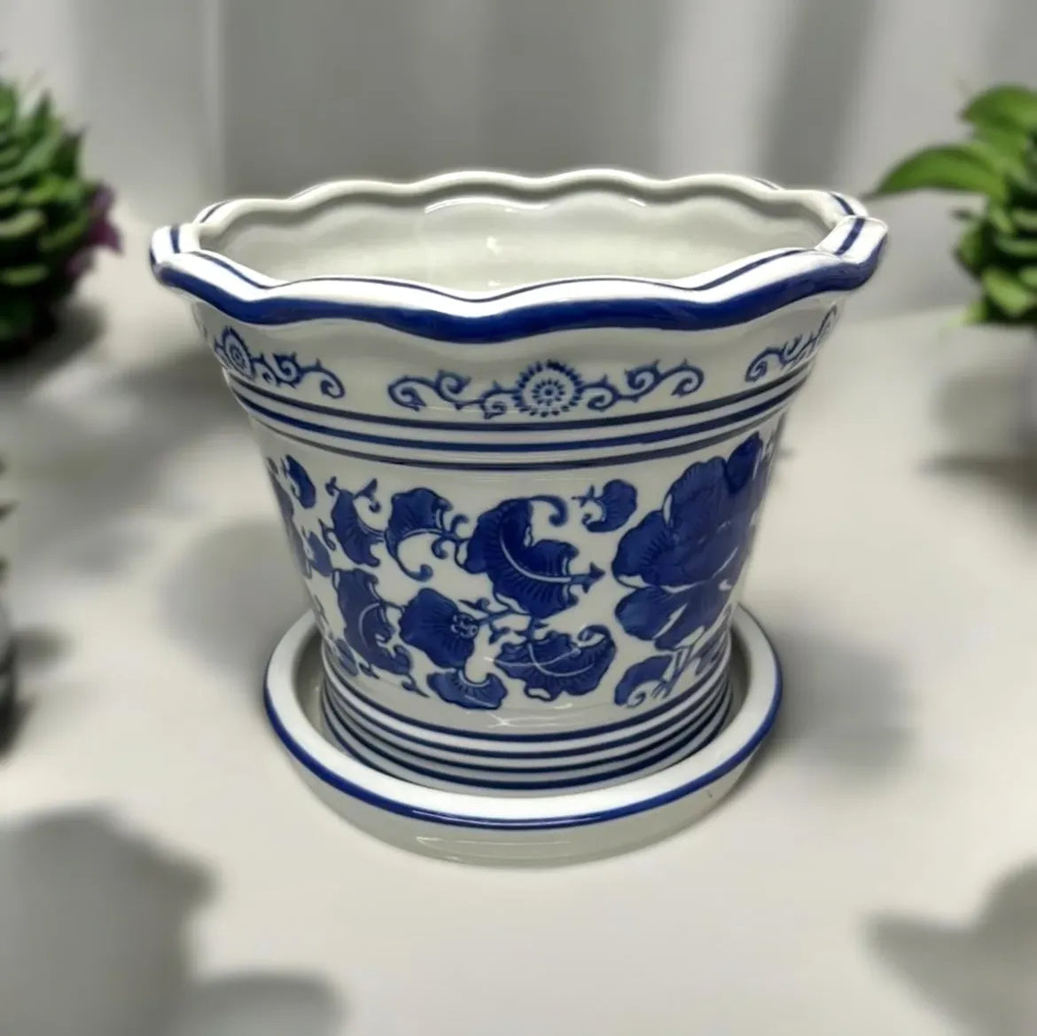 Bleu Blanc Floral Cachepot