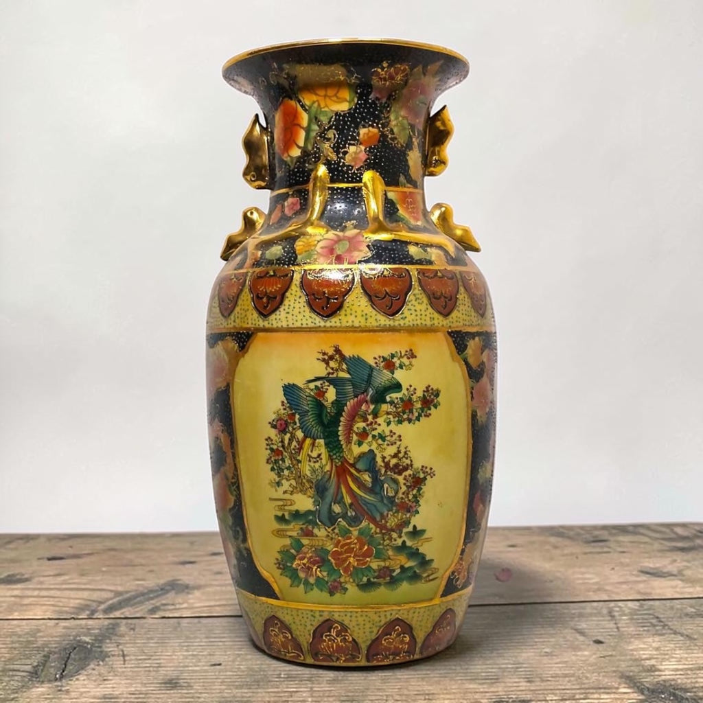 Large Satsuma Chinoiserie Porcelain Vase – Hand-Painted with Gold Detailing