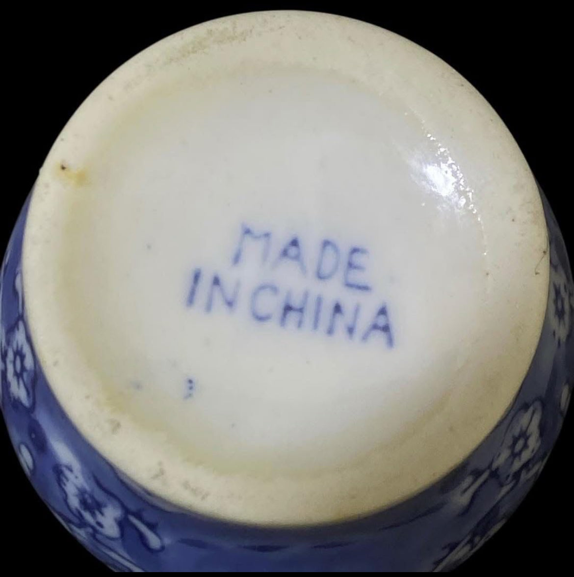 Set of 2 Lidded Cruets – Bleu Blanc Chinese Porcelain – Hand-Painted – Vintage