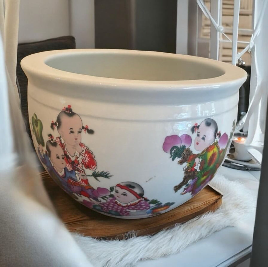 Antique Canton Cachepot – Red Seal – Japanese Children Motif