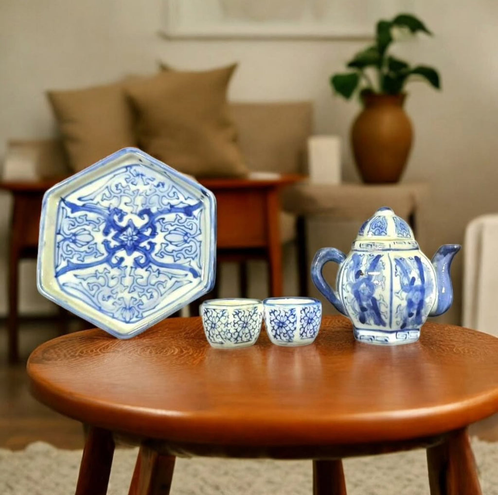Bleu Blanc Mini Tea Set: Porcelain with Signature Floral Motif