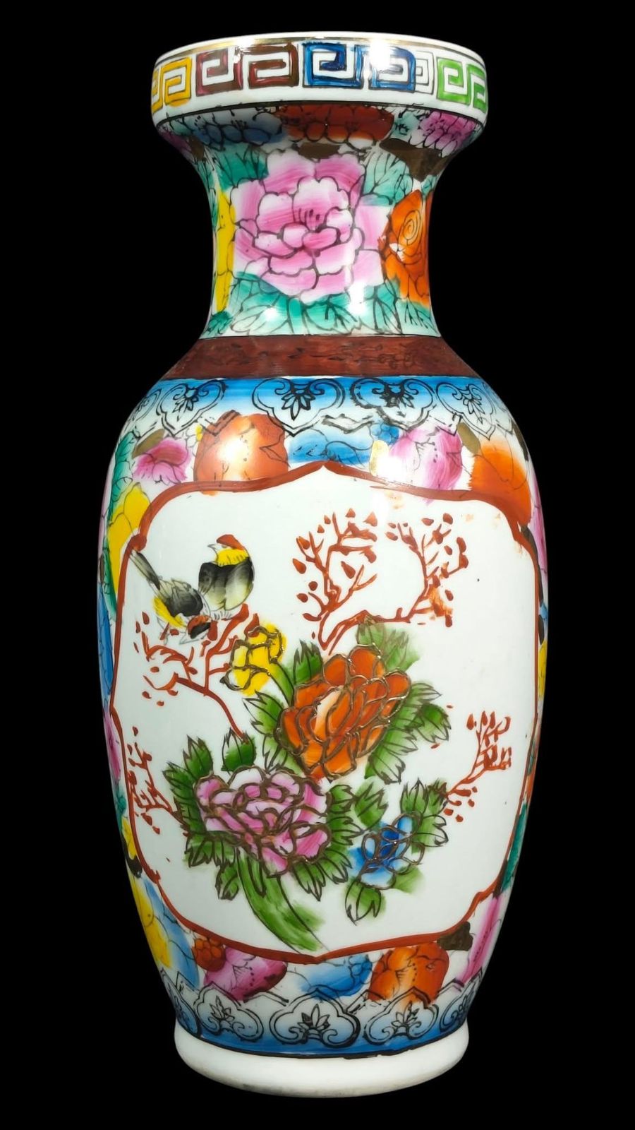 Chinoiserie Vase with Birds & Floral Motifs – Gold Detailing