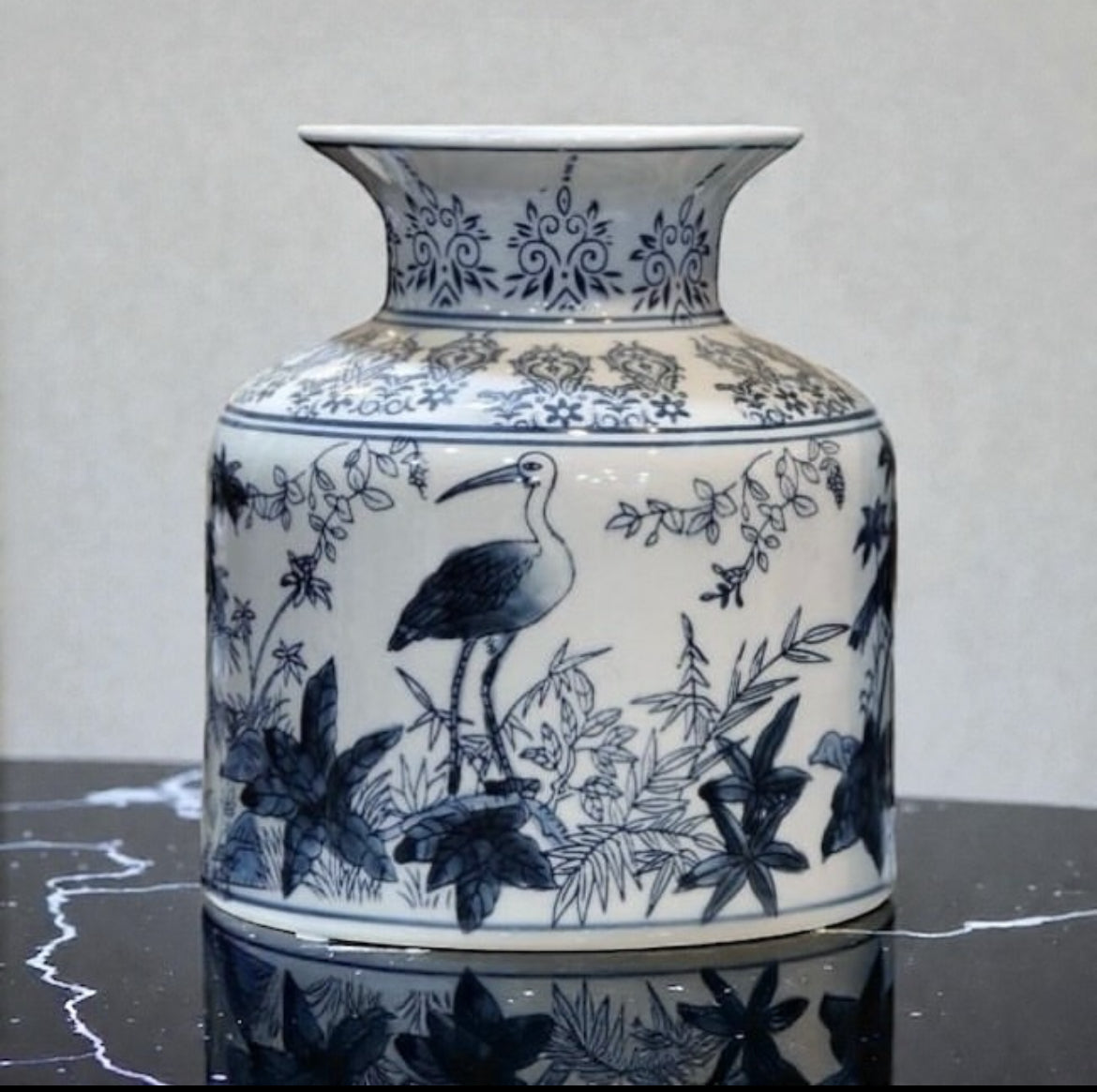 Bleu Blanc Porcelain Vase – Flamingo Design