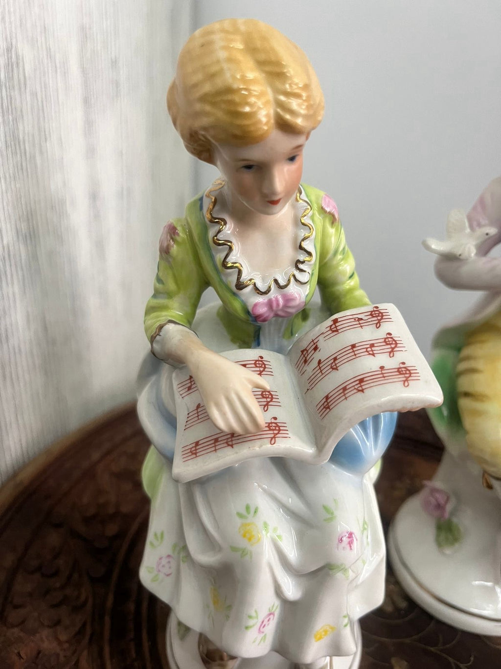 Romeo & Juliet Porcelain Figurines