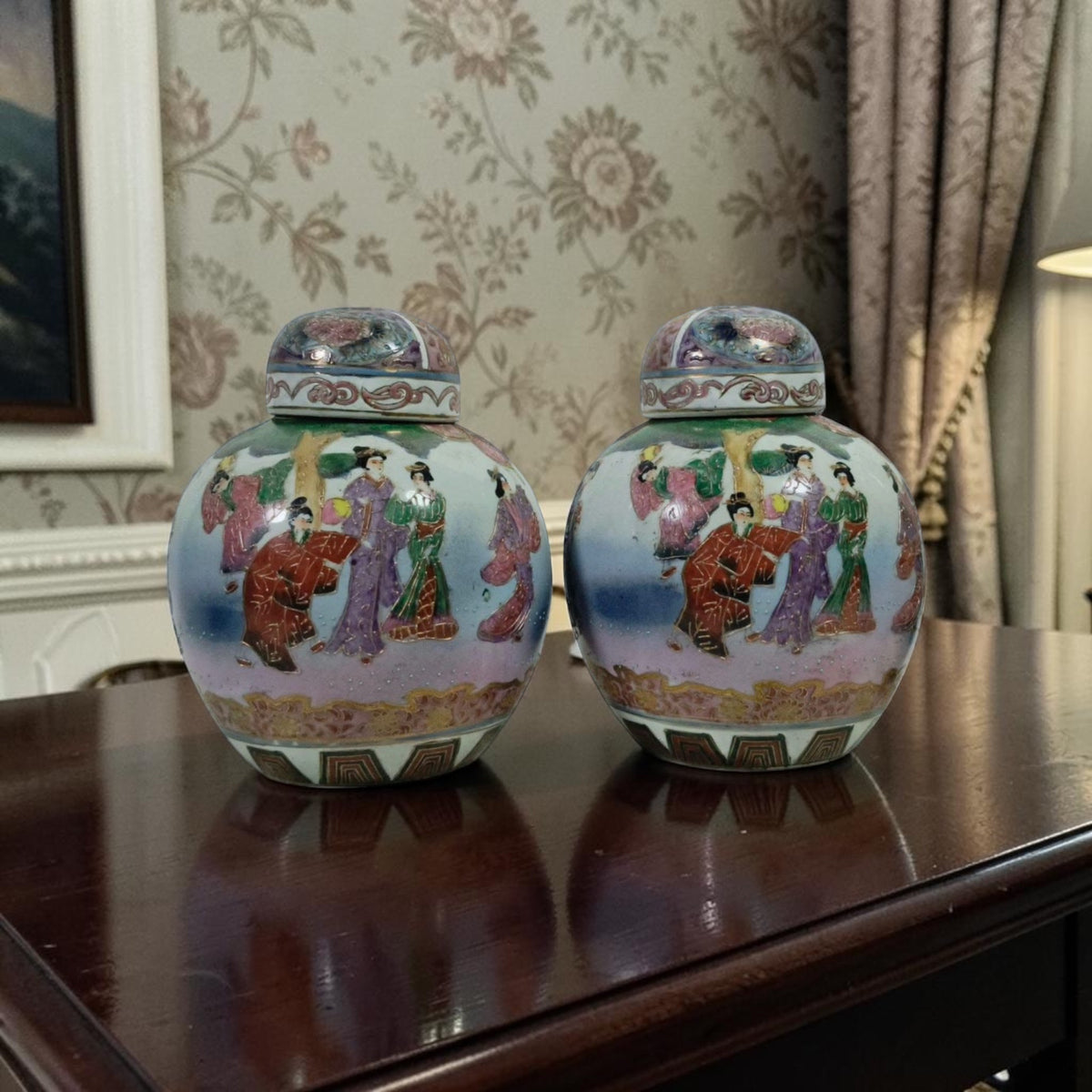Hand-Painted Satsuma Porcelain Potiche with Gold Accents