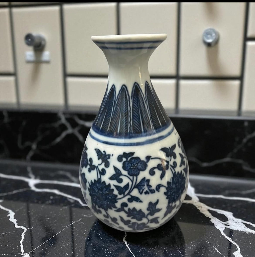 Bleu Blanc Porcelain Vases