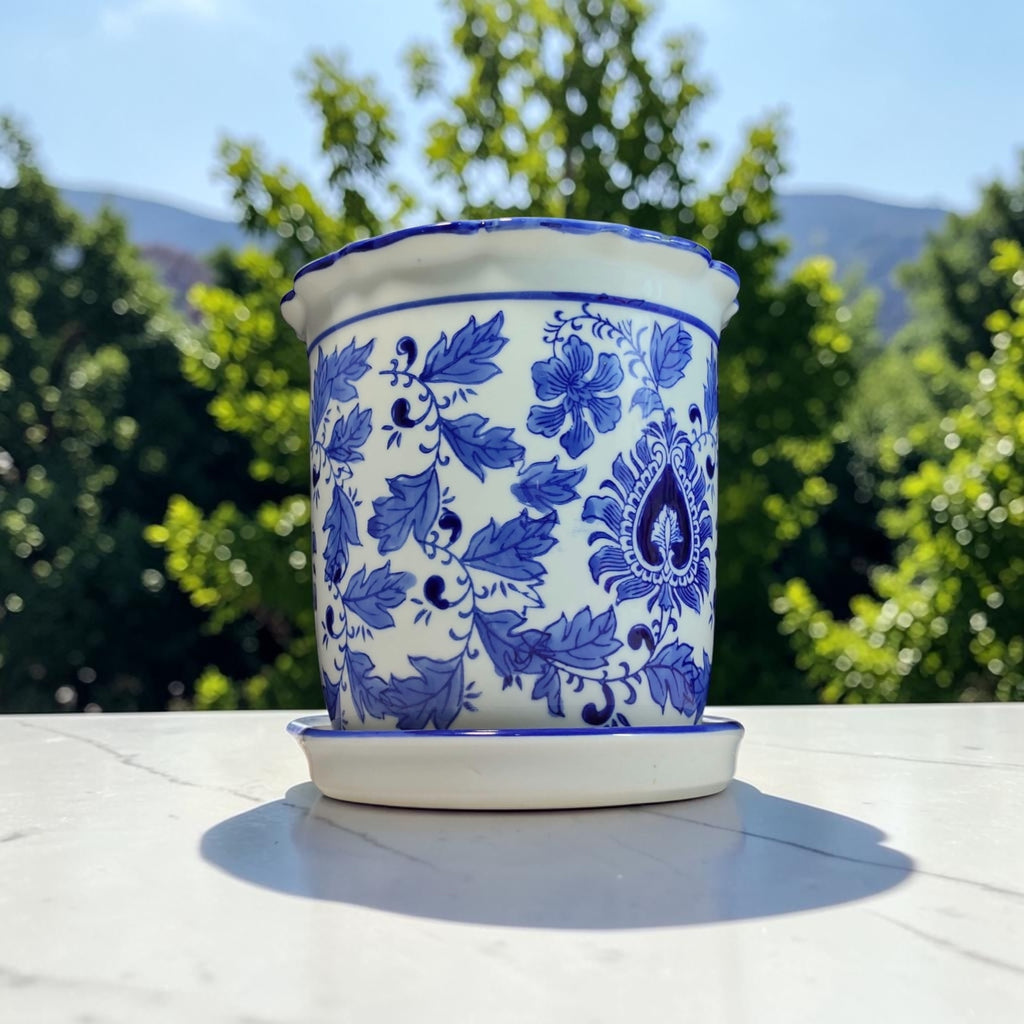 Stamped Bleu Blanc Chinoiserie Porcelain Cachepot with Matching Saucer