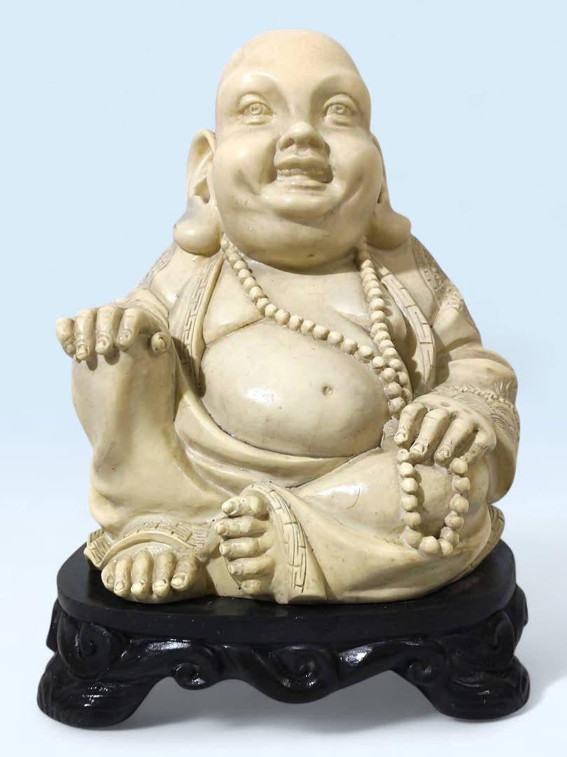 Large Chinoiserie Buddha Statue – Cream Tone – Wooden Base
