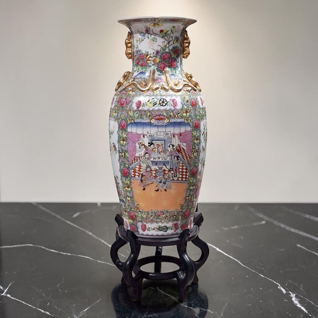 Large Canton Porcelain Floor Vase – Hand-Painted Figurative Scene