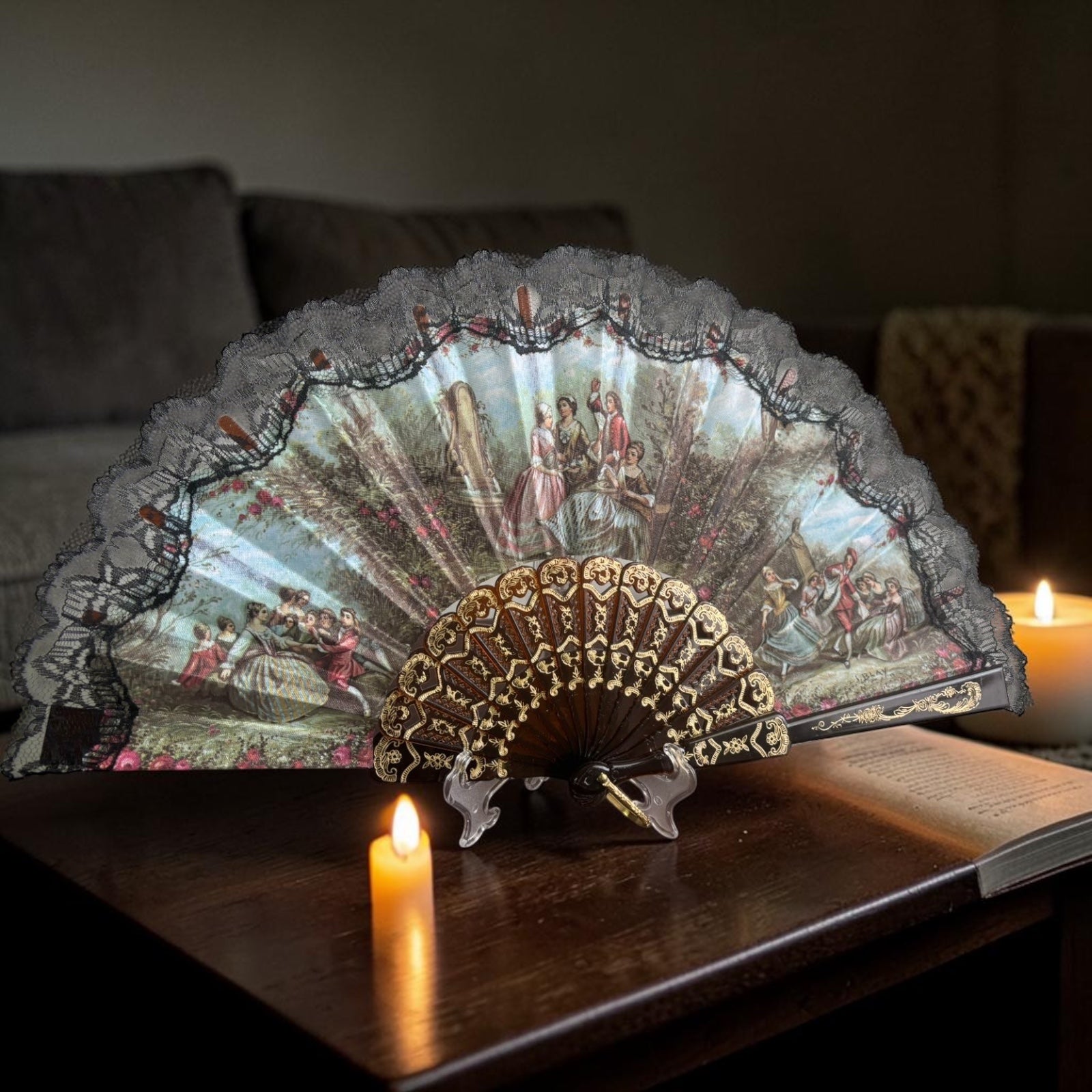 Dentelle Hand Fan with Artwork – Handcrafted