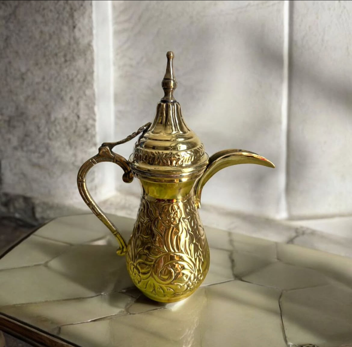 Copper Dallah: Authentic Arabic Design