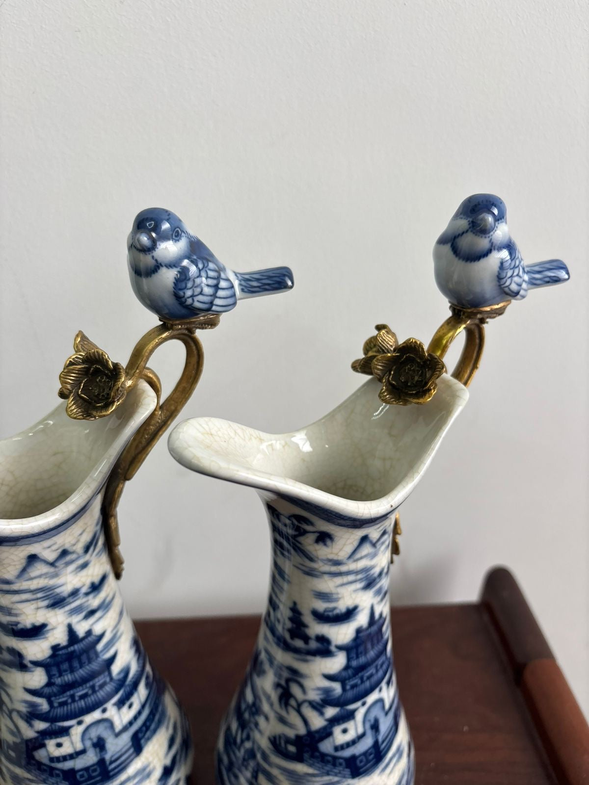 Sèvres Château Carafe – Bleu Blanc with Bronze Detailing