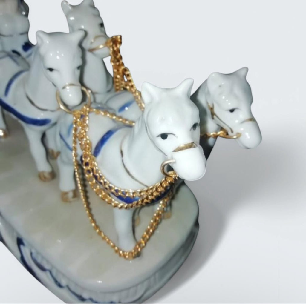 Porcelain Carriage Figurine: Bleu Blanc Elegance