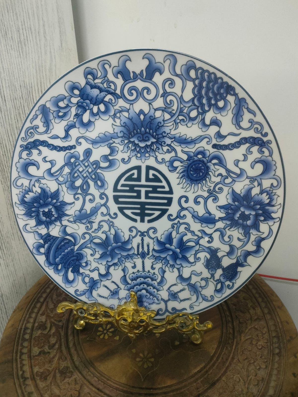 Chinoiserie Plate with Distinctive Artwork – Stamped