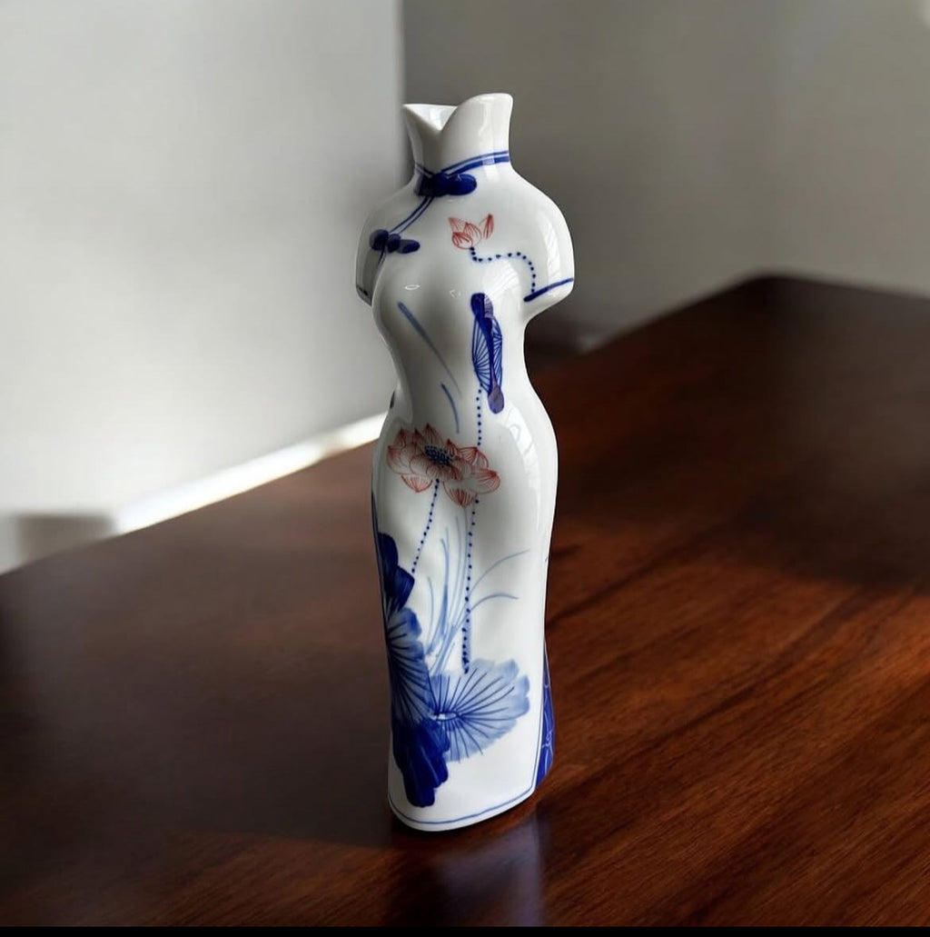 Bleu Blanc Mannequin Vase – Hand-Painted Porcelain