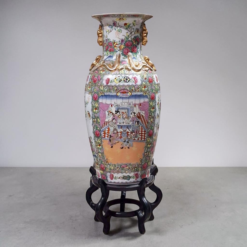 Large Canton Porcelain Floor Vase – Hand-Painted Figurative Scene