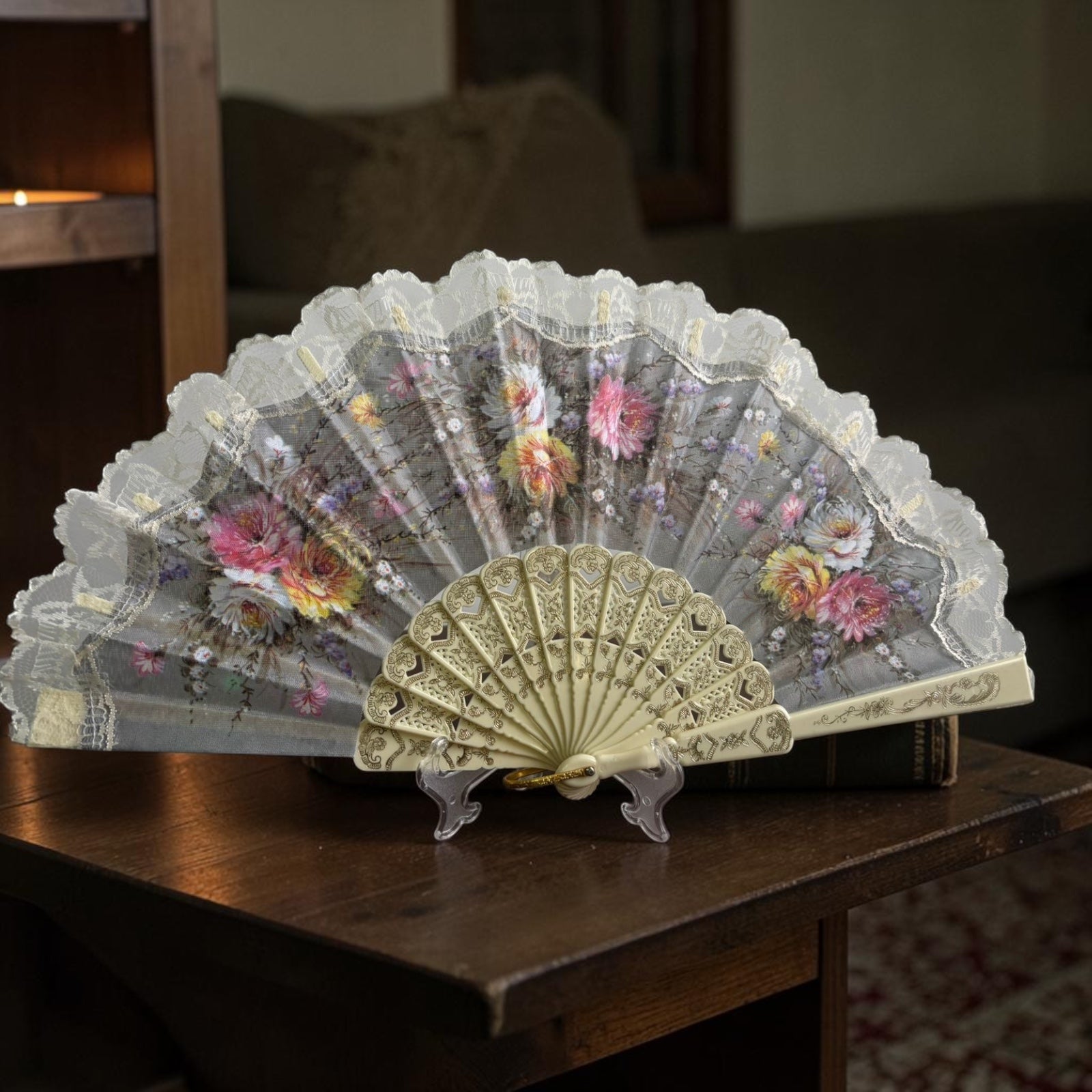 Dentelle Hand Fan with Artwork – Handcrafted