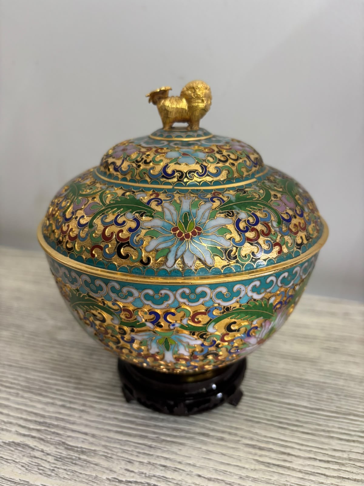 Raised Cloisonné Lidded Jar with Lion Finial – Wooden Base