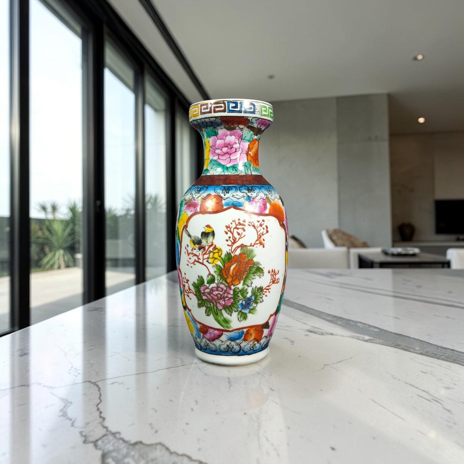 Chinoiserie Vase with Birds & Floral Motifs – Gold Detailing