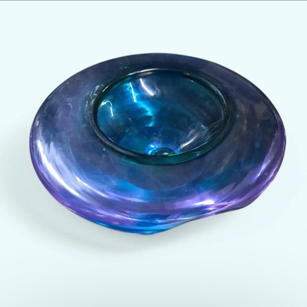 Stunning Murano Bonbonniere in Purple-Green Gradient Glass