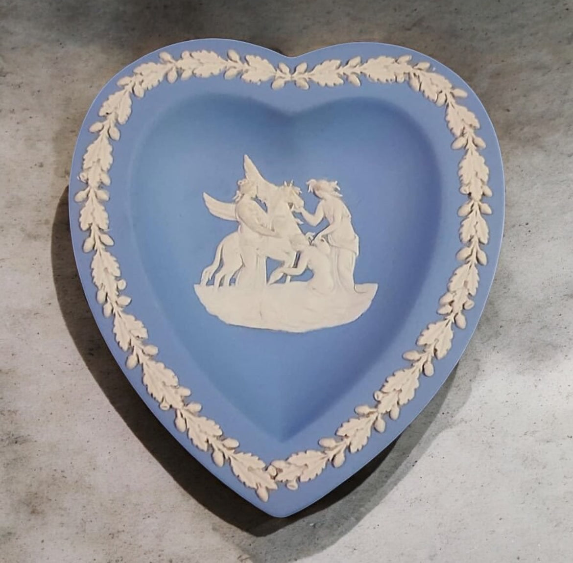 Wedgwood English Biscuit Plate