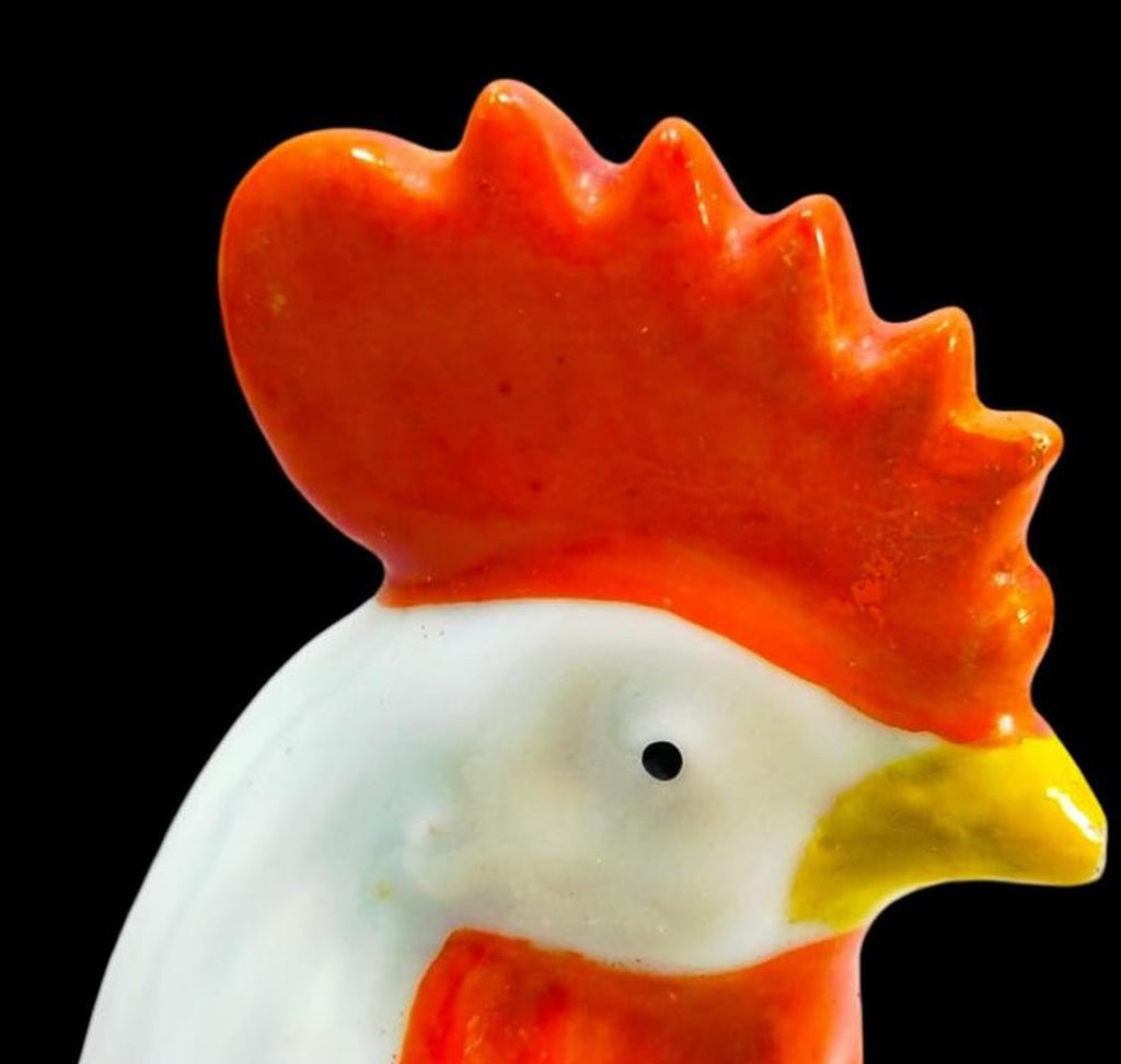 Vintage Chinoiserie Rooster Figurine – Hand-Made Porcelain
