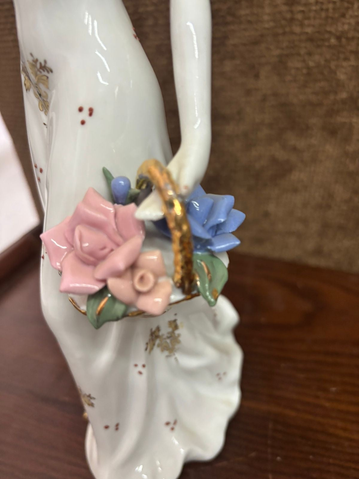 Bleu Blanc Porcelain Figurine – Fine Detailed Design