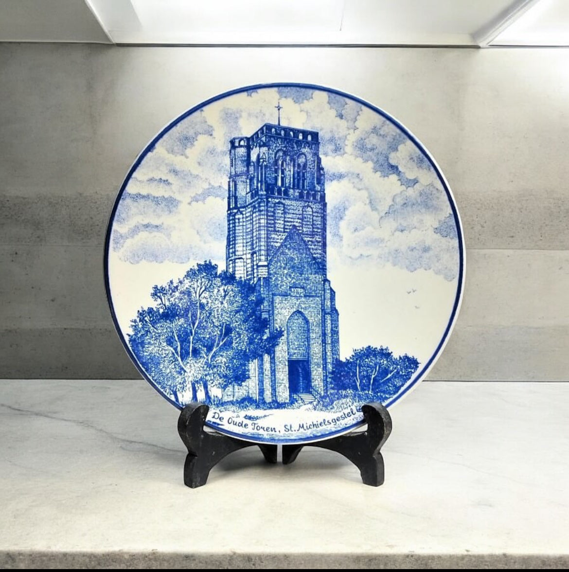 Dutch Delft Bleu Blanc Porcelain Plate – Miniature Scene
